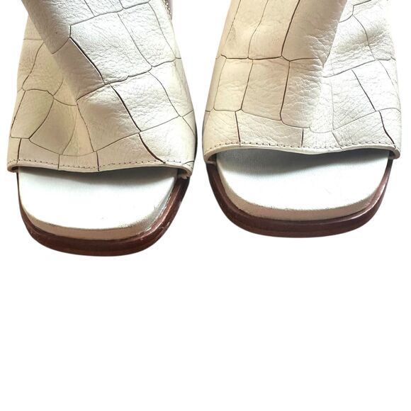 CALVIN KLEIN Amari Croc Embossed Leather Heeled Sandal Sz 8.5 - Picture 3 of 6